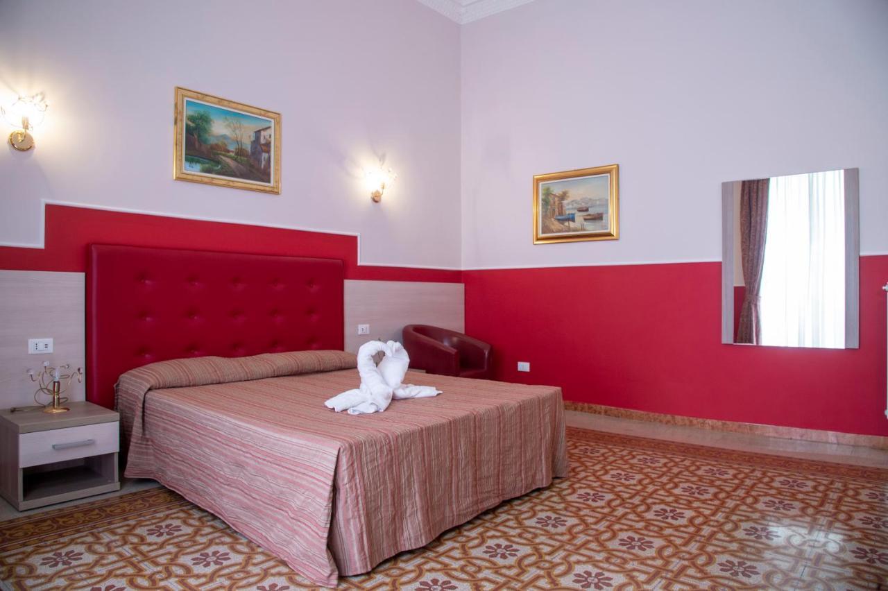 Domus Napoleone Pensión 3*