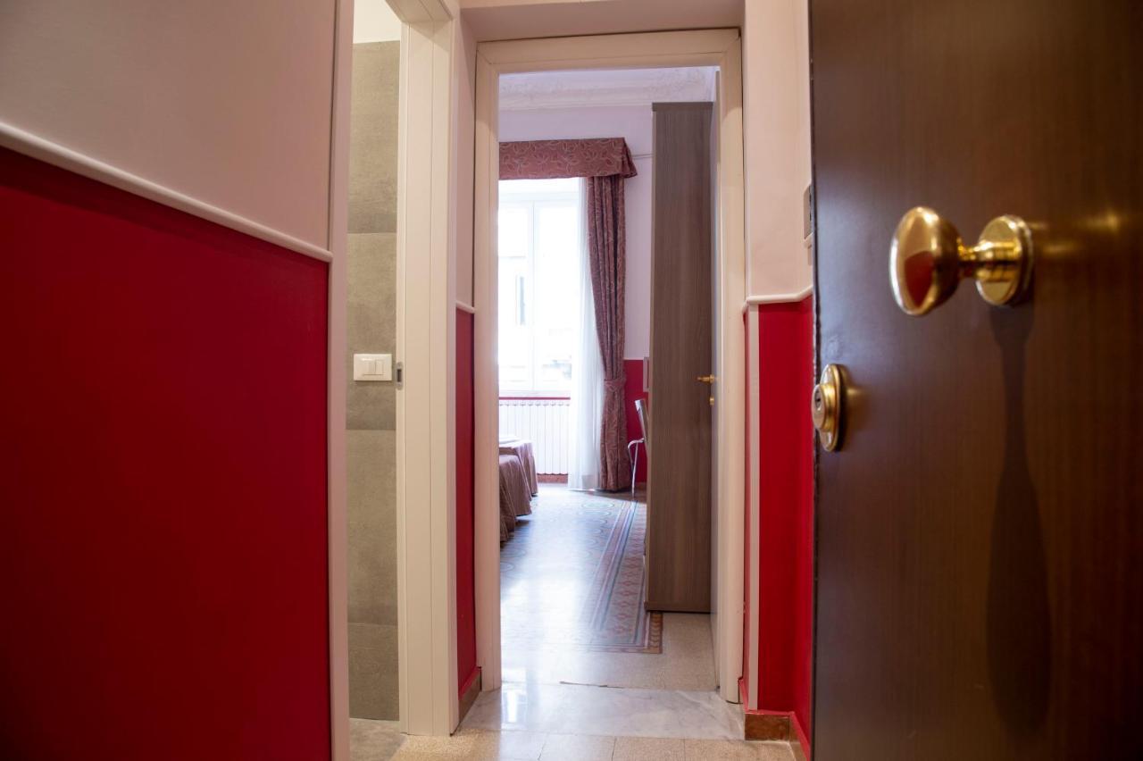 Domus Napoleone 3* Roma